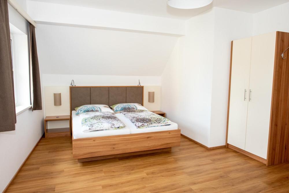 Gaestehaus Schuetz Spitz an der Donau Luaran gambar